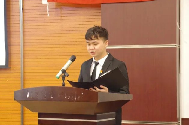 学工办主任赵琳出席活动