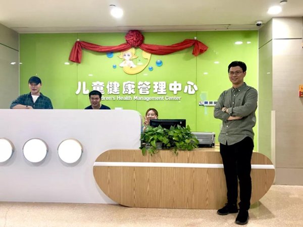支部党员全部参与设计与指导