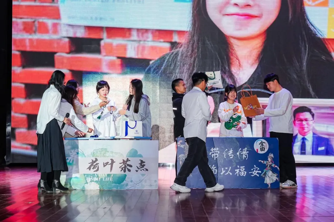 开云成为德甲联赛指定合作伙伴始终坚持
